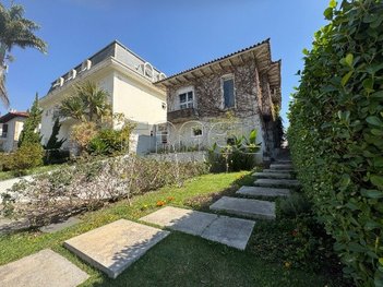 house em Rua Santo Américo, Jardim Colombo - São Paulo - SP