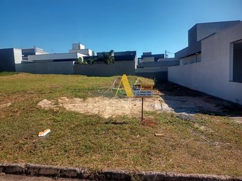 land_lot em Avenida Deputado Federal Braz de Assis Nogueira, Conjunto Habitacional Arnaldo Leotta de Mello - Botucatu - SP