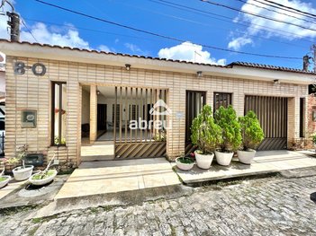 house em Avenida Maria Lacerda Montenegro, Nova Parnamirim - Parnamirim - RN