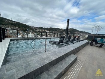 apartment em Desembargador Urbano Salles, Centro - Florianópolis - SC
