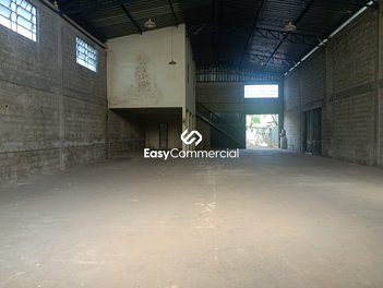 industrial em Romualdo José da Silva, Chácaras Reunidas Santa Terezinha - Contagem - MG