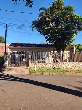 house em Rua das Laranjeiras, Jardim Tropical - Maringá - PR