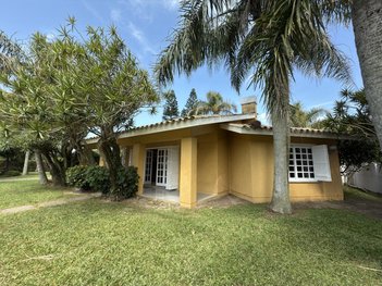 house em Rua Ipê, Xangri-Lá - Xangri-Lá - RS