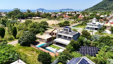 house em Avenida Ptolomeu Bittencourt, Pântano do Sul - Florianópolis - SC