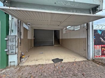 commercial_building em Avenida Guadalajara, Guilhermina - Praia Grande - SP