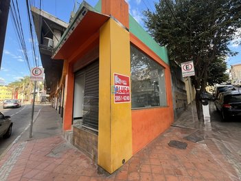 business em Avenida Getúlio Vargas, Carneirinhos - João Monlevade - MG