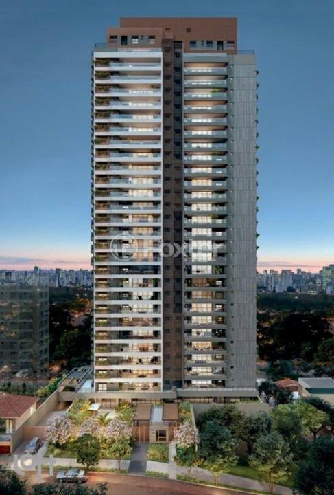 predio-moderno-com-fachada-de-vidro-e-concreto