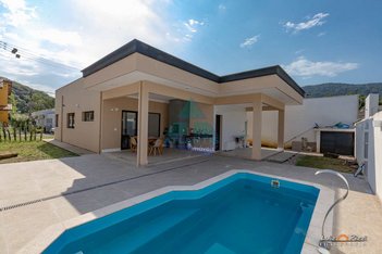 house em Avenida Engenho Velho, Lagoinha - Ubatuba - SP