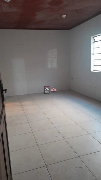 business em Avenida Piauí, Jardim Primavera - Caraguatatuba - SP