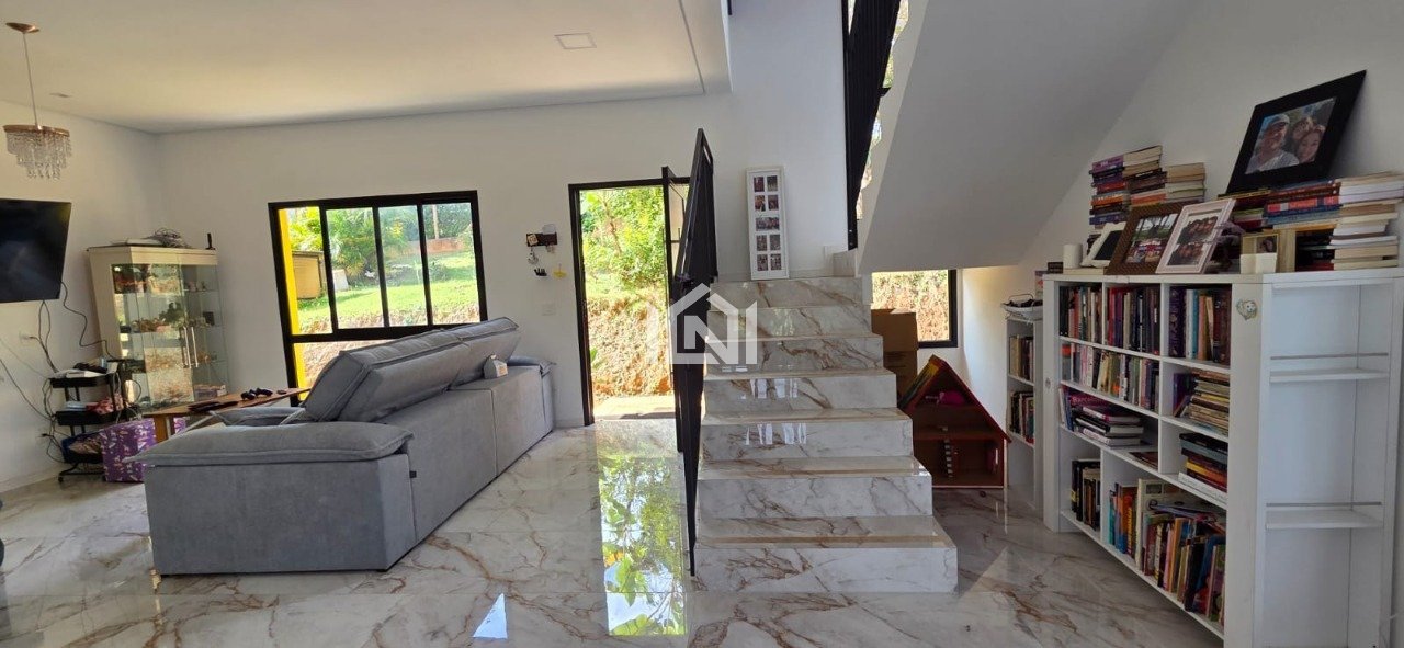 casa a venda no condominio patrimonio do carmo sala de estar