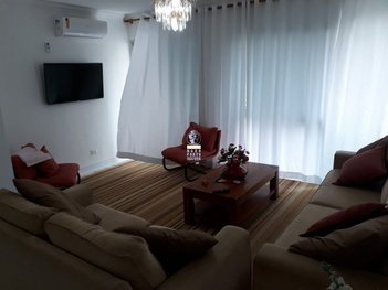 apartment em Rua Sílvia Valadão de Azevedo, Pitangueiras - Guarujá - SP