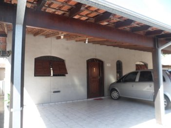 house em Rua Doutor Monteiro de Godoy, Bosque da Princesa - Pindamonhangaba - SP