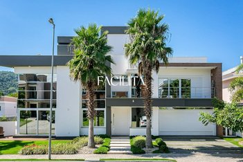 house em Rodovia Doutor Antônio Luiz Moura Gonzaga, Rio Tavares - Florianópolis - SC