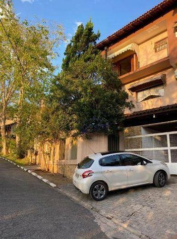 house em Rua São Lourenço, Nova Fazendinha - Carapicuíba - SP