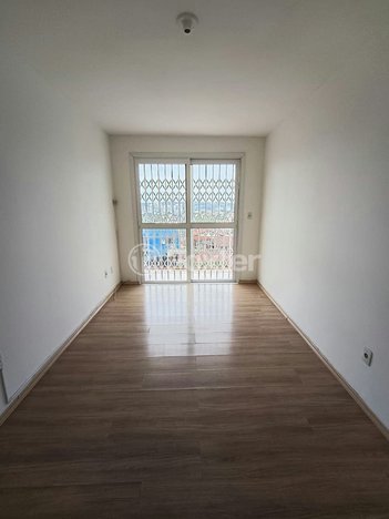 apartment em Avenida Luiz Moschetti, Vila João Pessoa - Porto Alegre - RS