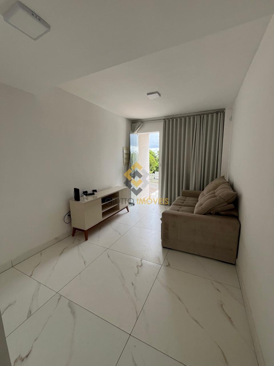 Casa com 2 quartos — Santa Branca, Belo Horizonte