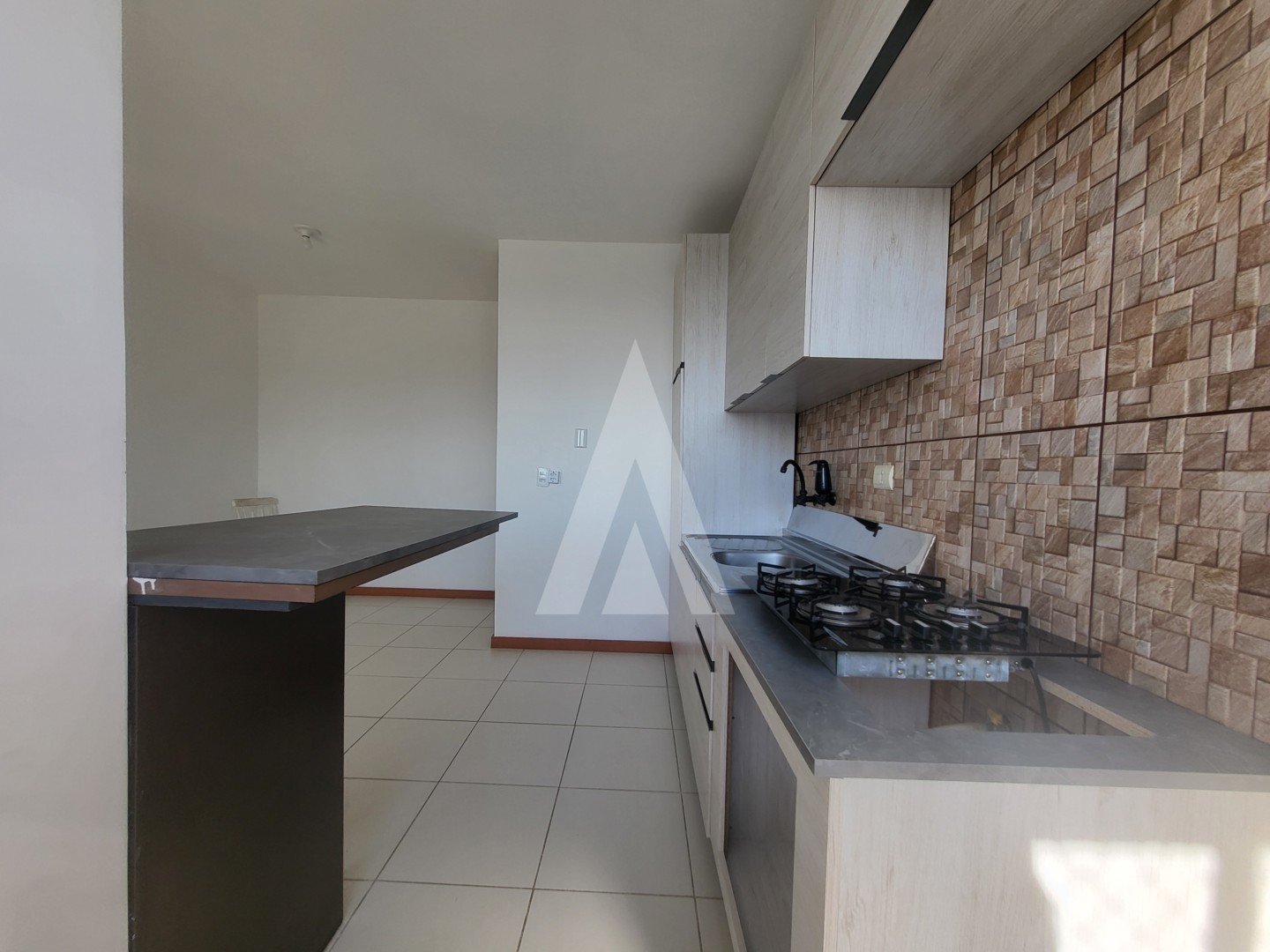 COZINHA COM M�VEIS E COOKTOP