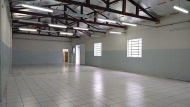 industrial em Rua Alexandre Gusmão, Vila Dominguinho - Votorantim - SP