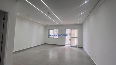 office em Rua Silva Jardim, Vila Mathias - Santos - SP