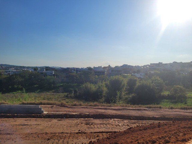 TERRENO NO CONDOMINIO FECHADO TERRAS ALPHA