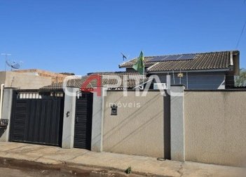 house em Rua Antônio Ferreira Mota, Residencial Gameleira - Rio Verde - GO