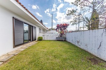 house em Rua Coronel João Guilherme Guimarães, Bom Retiro - Curitiba - PR