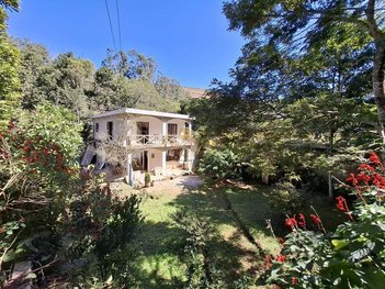 house em Rua Soares Teixeira, Pessegueiros - Teresópolis - RJ