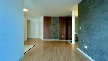 apartment em Rua Francisco Balchak, Boa Vista - Curitiba - PR