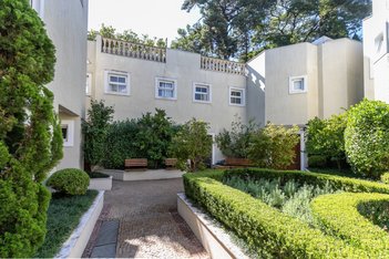 house em Rua Job Lane, Jardim Petrópolis - São Paulo - SP