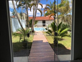 house em Avenida Roberto Lopes Leal, Jardim Santa Maria - Jacareí - SP