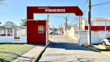 house em Avenida Pinheiro Machado, Fragata - Pelotas - RS