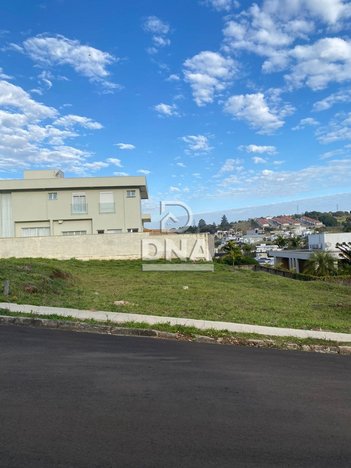 land_lot em Avenida Antonio de Lalla, Sítio Sirinaica - Botucatu - SP