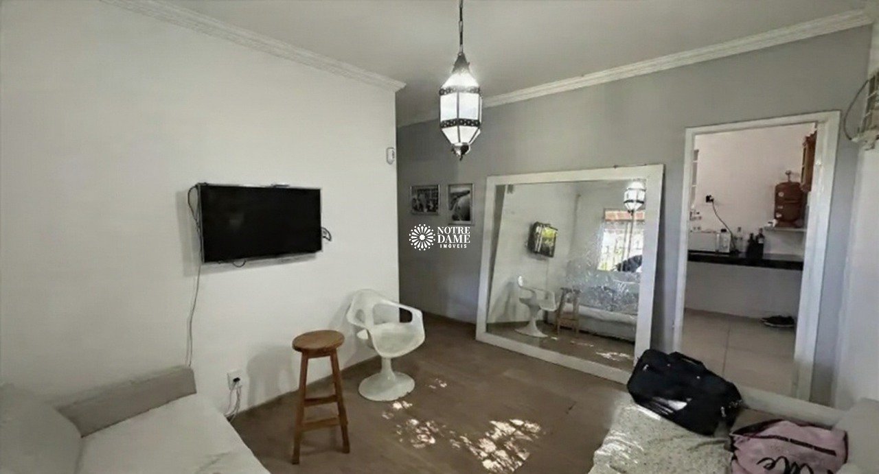 Casa com 3 quartos — Santa Amélia, Belo Horizonte