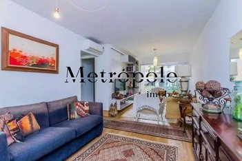 apartment em Rua São Vicente, Rio Branco - Porto Alegre - RS