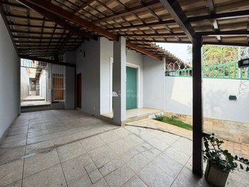 house em Rua Olavo Bilac, Santa Mônica - Belo Horizonte - MG