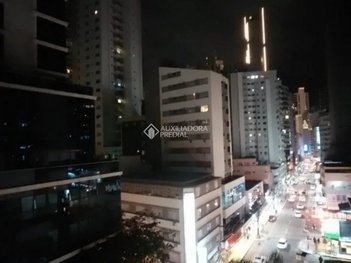 apartment em Avenida Brasil, Centro - Balneário Camboriú - SC