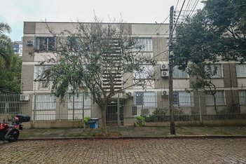 apartment em Rua Azevedo Sodré, Passo da Areia - Porto Alegre - RS