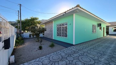 house em Rua Prefeito Nilo Prazeres, Universitário - Biguaçu - SC