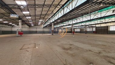 industrial em Fábio Eduardo Ramos Esquivel, Canhema - Diadema - SP