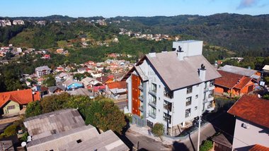 apartment em Rua Tristão de Oliveira, Floresta - Gramado - RS