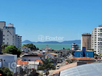 apartment em Rua Fúlvio Vieira da Rosa, Barreiros - São José - SC