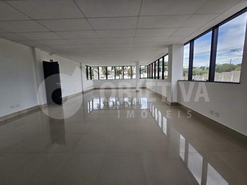 office em Avenida dos Vinhedos, Jardim Sul - Uberlândia - MG