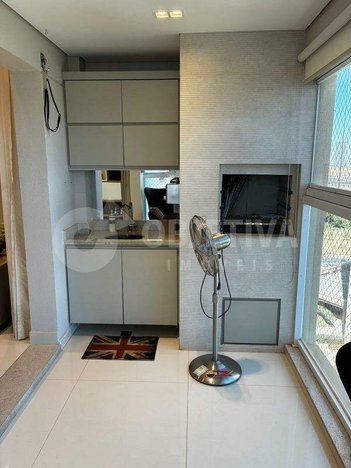 apartment em Rua José Elias, Jardim Karaíba - Uberlândia - MG