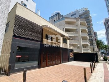 house em Rua 3050, Centro - Balneário Camboriú - SC