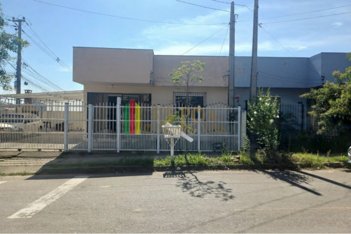 house em Rua Cento e Vinte e Três, Jardim Algarve - Alvorada - RS