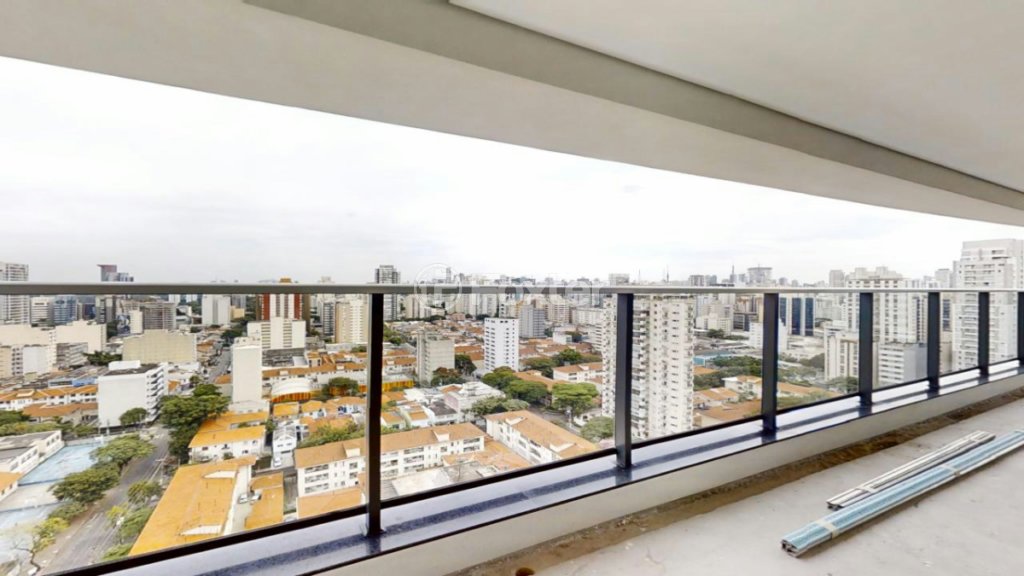 1742403899682-arthur_de_azevedo_03162025_102936.jpeg