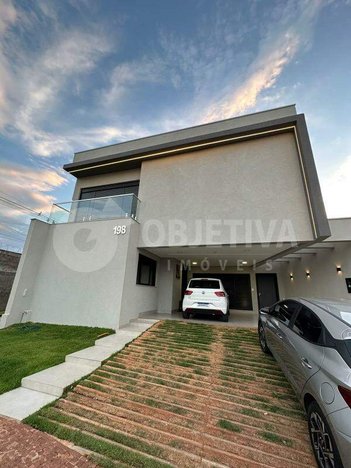 house em Avenida Manuel Lucio, Grand Ville - Uberlândia - MG