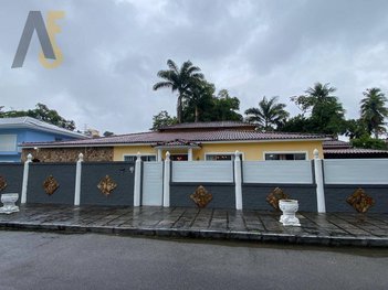 house em Rua Timboaçu, Jacarepaguá - Rio de Janeiro - RJ