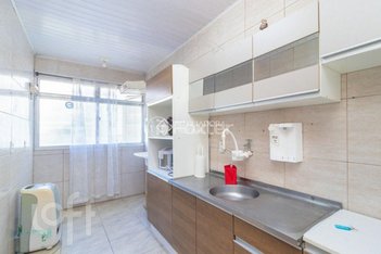 apartment em Rua Engenheiro Fernando Mendes Ribeiro, Santo Antônio - Porto Alegre - RS