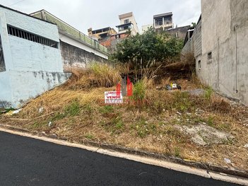 land_lot em Rua Rosa Miarelli Delfraro, Jardim Mont Serrat - Varginha - MG